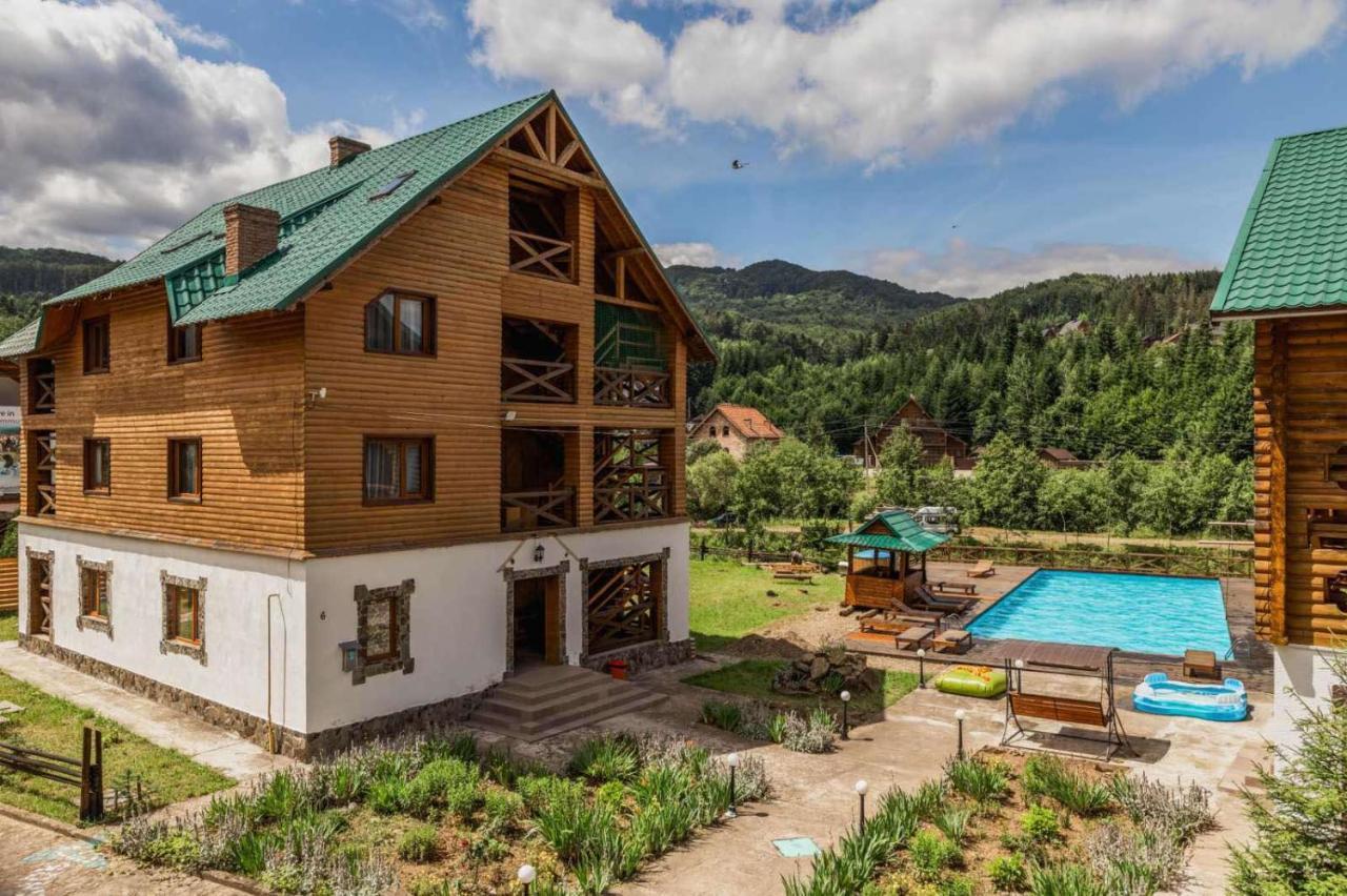 Edelweiss Carpathians Migovo Hotel Exterior foto